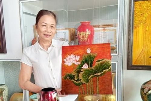 Huyền ảo sơn son