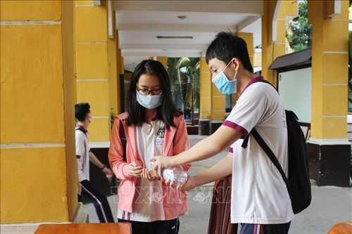 Cần chuẩn bị kỹ các điều kiện khi mở cửa trường học