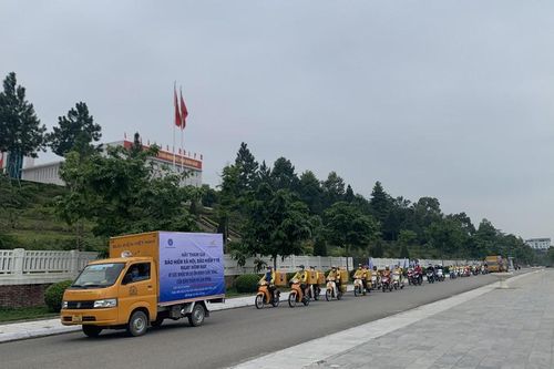 Ra quân tuyên truyền, vận động người dân tham gia BHXH tự nguyện, BHYT hộ gia đình