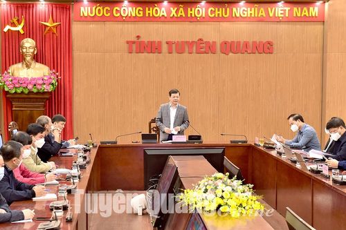 Tập trung cao độ ngăn chặn, khống chế nhanh nhất, gọn nhất, không để dịch lan rộng ra địa bàn