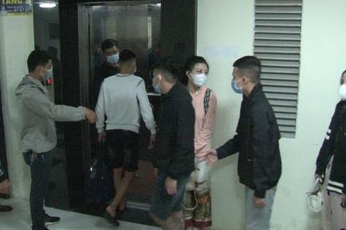'Bí mật' bên trong căn phòng chung cư lúc rạng sáng ở TP Huế
