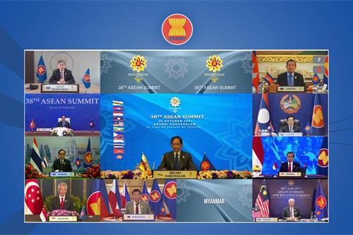 Quốc tế ủng hộ bản lĩnh ASEAN