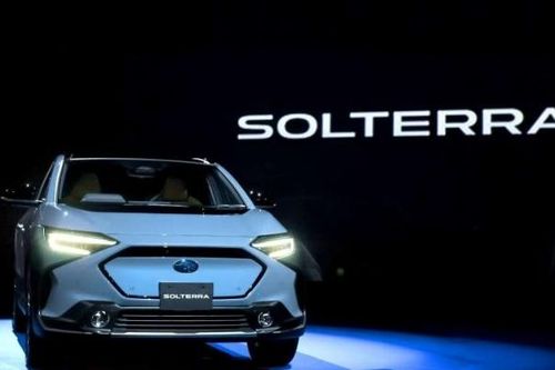 Xe điện Subaru Solterra ra mắt tại Nhật Bản, thiết kế lẫn công nghệ giống với Toyota bZ4X