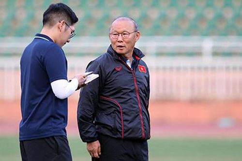 Ông Park hành động bất ngờ trước ngày đọ sức Ả Rập Xê Út; U23 Việt Nam sẽ trình làng tân HLV trưởng