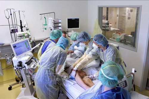 Thủ tướng Đức kêu gọi 'nỗ lực quốc gia' để phá vỡ làn sóng dịch thứ tư