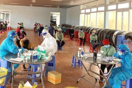 Lâm Đồng số ca mắc Covid-19 kỷ lục, tái thiết lập 38 khu cách ly tập trung