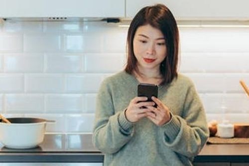 Một nước đưa ra luật cấm sếp liên lạc với nhân viên ngoài giờ làm việc, nhiều người ủng hộ