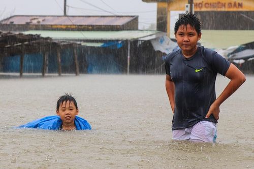 Nguy cơ xảy ra lũ quét ở miền Trung