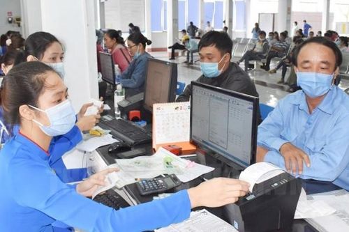 Những chính sách đổi, trả vé tàu Tết mà hành khách cần lưu ý