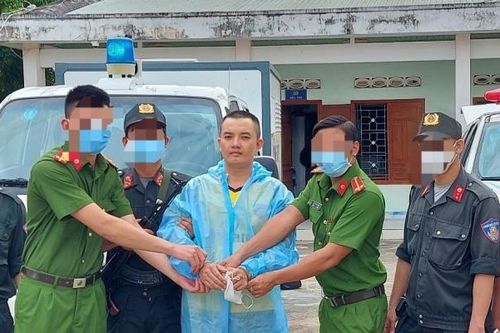 Bình Dương: Bắt giữ, di lý đối tượng truy nã Phi 'đen' về Việt Nam chịu tội
