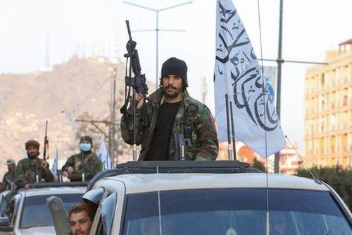 Taliban tổ chức lễ duyệt binh 'khoe' sức mạnh