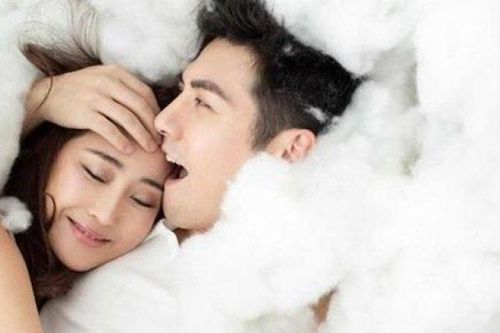 Chuyên gia chỉ ra những điều mà các cặp vợ chồng hạnh phúc thường làm