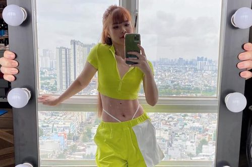 Khởi My khoe vòng eo đầy múi khiến netizen 'trầm trồ', nhìn thôi đã chảy nước miếng