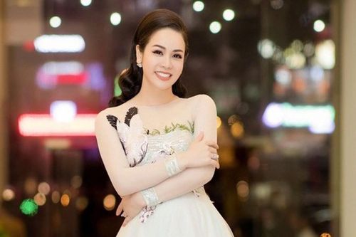 Nhật Kim Anh cảm thấy tủi thân vì ai đó cưới, dàn sao Việt nhắn gửi điều bất ngờ