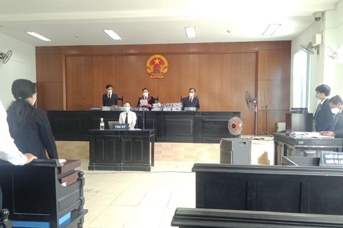 Công ty Cổ phần Tập đoàn Sài Gòn Penisula yêu cầu tạm hoãn phiên tòa