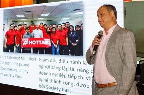 Ông chủ Dennis Nguyễn trở lại với startup Việt Nam