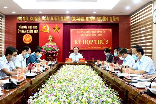 Phát hiện sớm, ngăn chặn từ gốc sai phạm của tổ chức Đảng và đảng viên