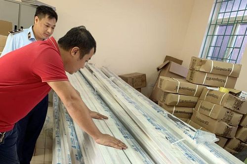 Vĩnh Phúc: Buôn bán thanh nhôm giả, doanh nghiệp bị xử phạt 205 triệu đồng