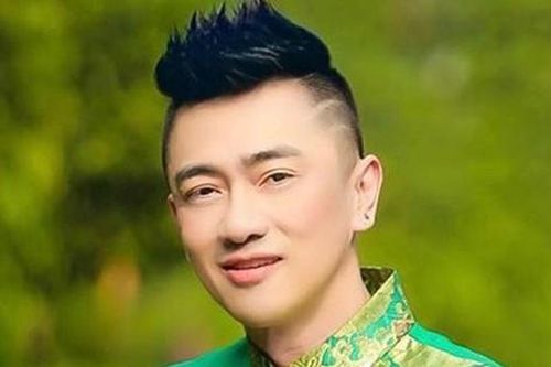 Sao nam V-biz vừa công khai đồng tính tiết lộ nguyên nhân thực sự của việc ly hôn vợ