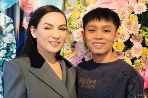Rộ tin đồn Hồ Văn Cường bị cấm đến lễ cúng thất Phi Nhung, đại diện cố ca sĩ lên tiếng