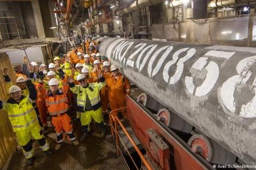 Đức đình chỉ chứng nhận đường ống Nord Stream 2
