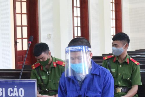Bi kịch gia đình khi con trai 'nối gót' cha mẹ vào tù