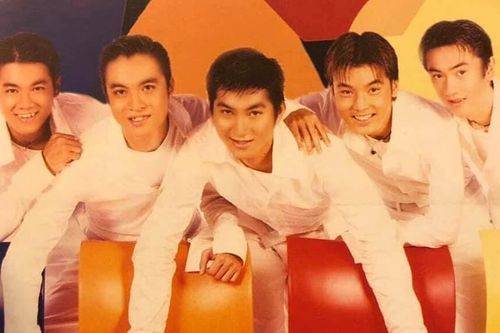 Cuộc sống của nhóm nhạc 1088 sau 20 năm tan rã: Người rời xa cõi tạm, người công khai yêu đồng giới