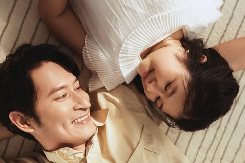 Huy Khánh 'tung' bộ ảnh cực kỳ ngọt ngào bên con gái 9 tuổi