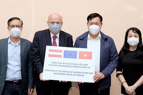 Tiếp nhận 50.000 liều vaccine AstraZeneca từ Chính phủ Áo