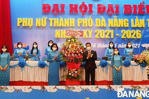Khai mạc trọng thể Đại hội đại biểu Phụ nữ thành phố nhiệm kỳ 2021-2026
