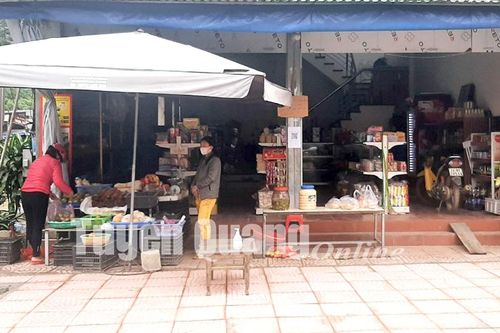 Sở Công Thương kiểm tra kinh doanh các mặt hàng thiết yếu trên địa bàn huyện Lâm Bình