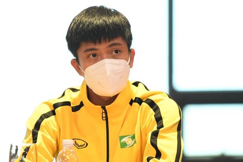 Tiền vệ Phan Văn Đức: 'Tôi bị chỉ trích nhưng HLV Park Hang-seo vẫn động viên'