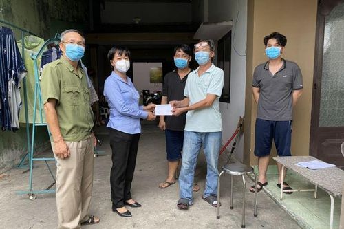 Bình Dương: Sẽ vận động hỗ trợ thêm chi phí cho các gia đình đưa tro cốt người mất vì Covid-19 về quê an táng