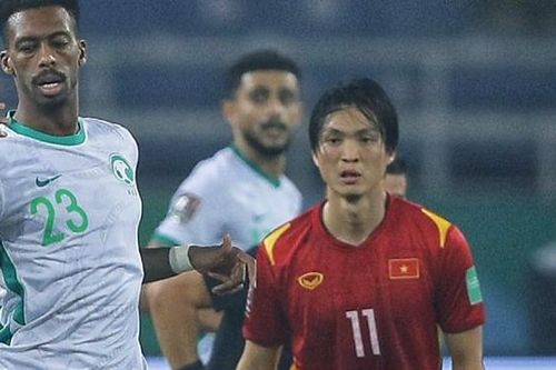 Bóng đá Việt Nam hôm nay: Văn Hậu phẫu thuật thành công tại Hàn Quốc