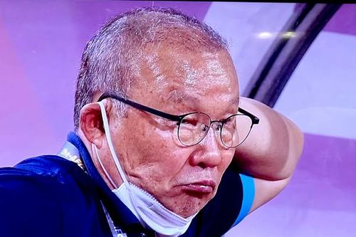 1 điểm thôi, sao khó quá!