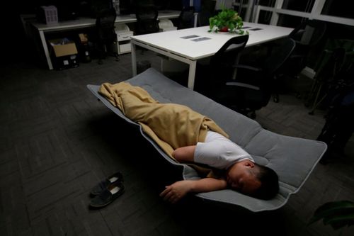Công ty Trung Quốc bị điều tra vì ép nhân viên làm thêm không lương