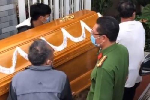 Khiêng quan tài đi đòi nợ