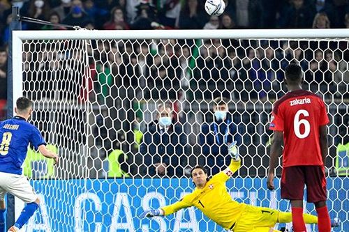 Vòng loại World Cup 2022 châu Âu: Những kẻ tội đồ mang tên Ronaldo, Jorginho