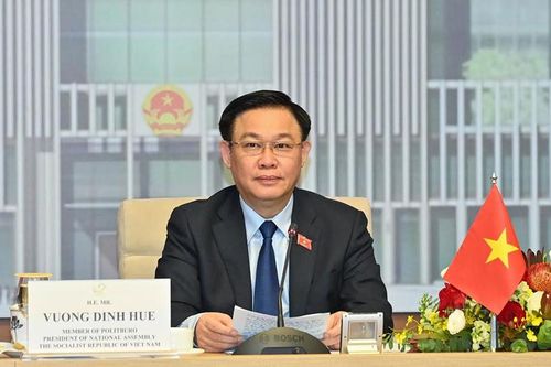 Chủ tịch Quốc hội Vương Đình Huệ chúc mừng Quốc khánh Cộng hòa Latvia