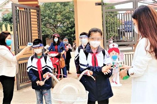 Mở cửa lại trường học: Thận trọng nhưng không 'rụt rè'