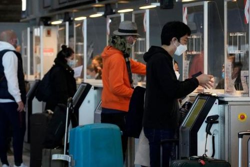 Từ năm 2022, du khách phải trả tiền để được vào EU