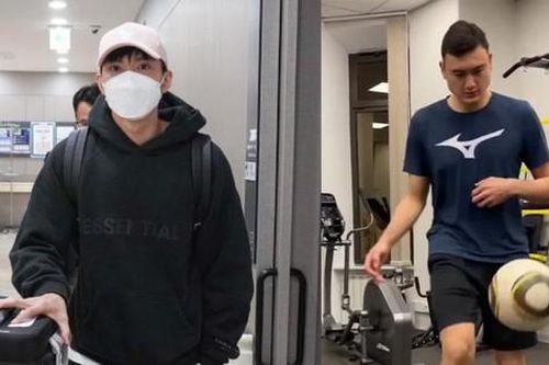 Văn Hậu và Đặng Văn Lâm báo tin vui cho đội tuyển Việt Nam