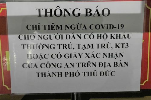 Không có tạm trú, người dân TP.HCM không được tiêm vắc xin Covid-19