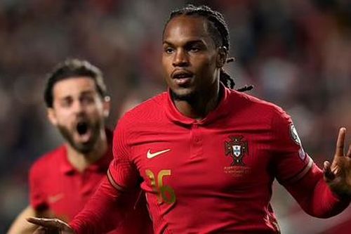 Arsenal muốn mua 'lá phổi' của ĐT Bồ Đào Nha
