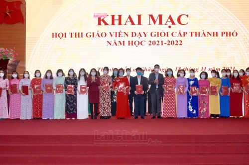 Xã Hội | Giáo dục TRUYỀN HÌNH INTERNET Lai Châu qua ảnh