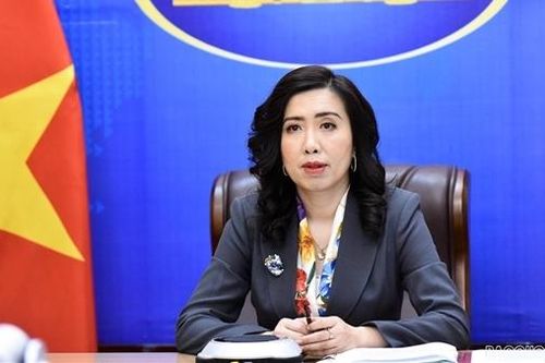 Việt Nam phản đối tàu ngầm Đài Loan diễn tập ở Trường Sa