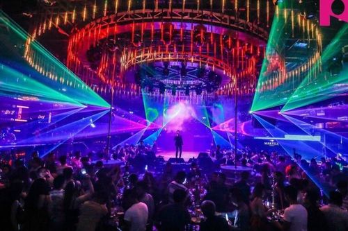 TP.HCM lý giải vì sao lại đóng cửa quán bar, karaoke