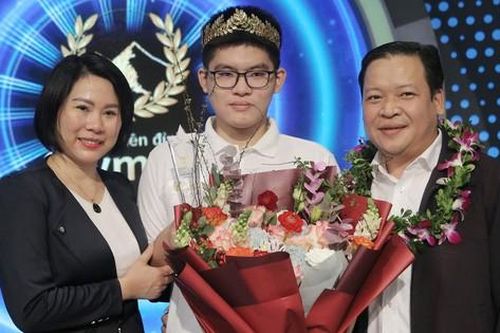 Quán quân Đường lên đỉnh Olympia tiết lộ điều khó xử mà nhiều thí sinh gặp phải, thừa nhận trận chung kết không phải là khó khăn nhất