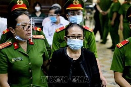Bị cáo Dương Thị Bạch Diệp lĩnh án chung thân, Nguyễn Thành Tài 5 năm tù