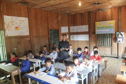 Cống hiến thầm lặng của những người thầy 'nơi cùng trời' Kể Cả